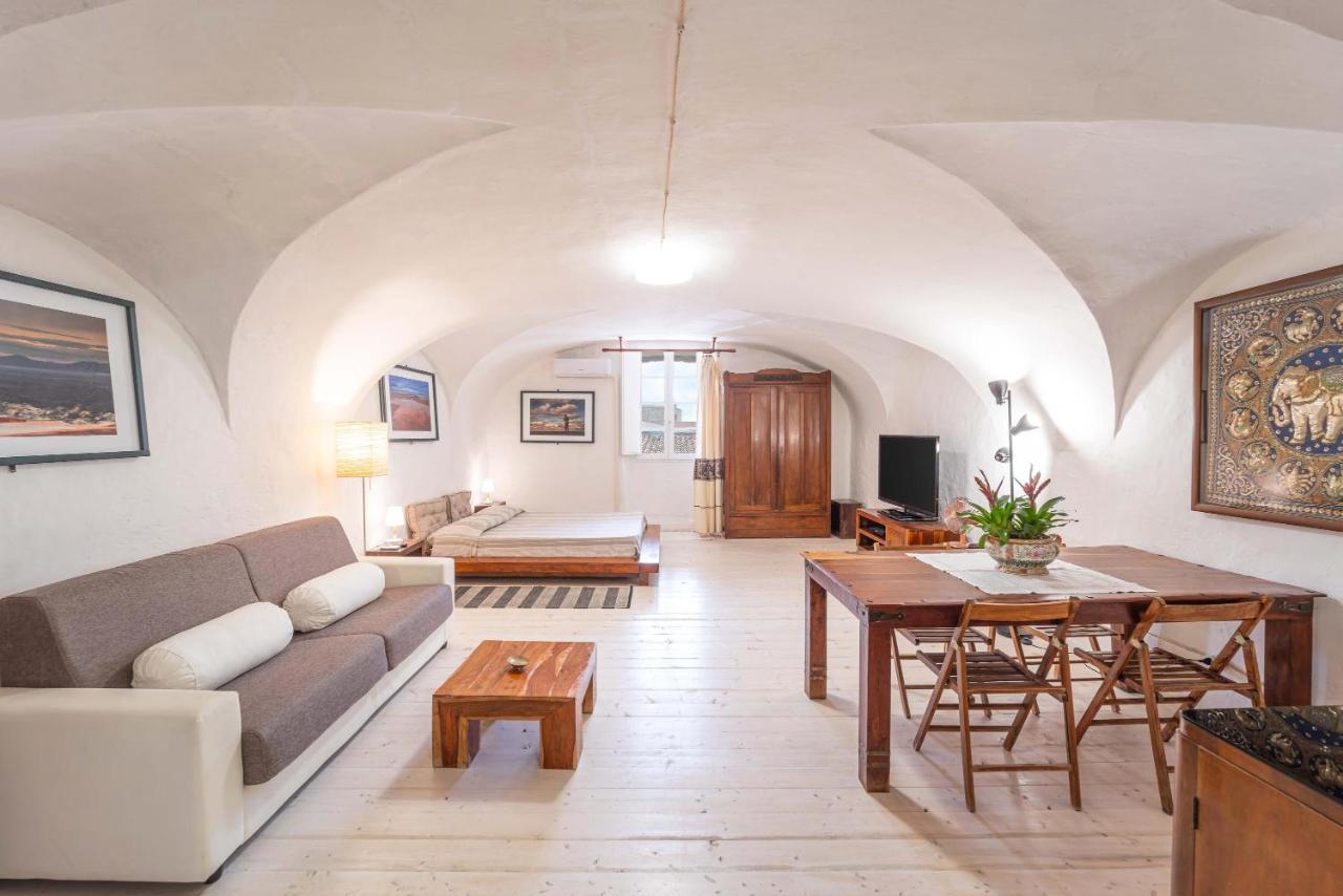 Casa Gilbert 101 Appartement Alghero Buitenkant foto