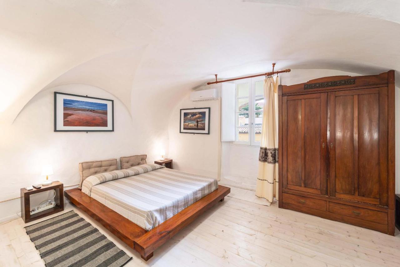 Casa Gilbert 101 Appartement Alghero Buitenkant foto
